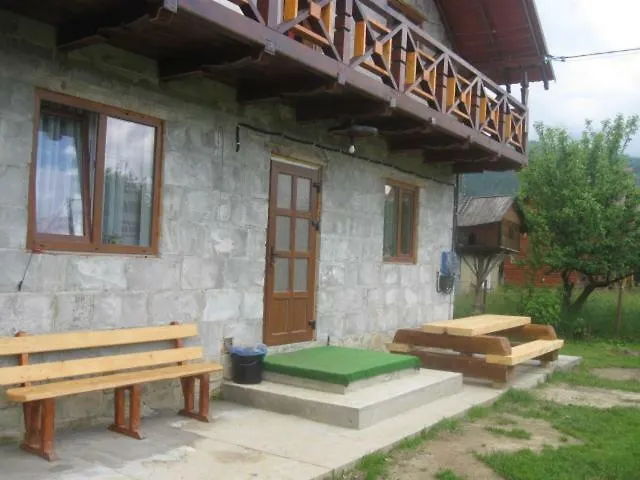 бацули 度假居 *